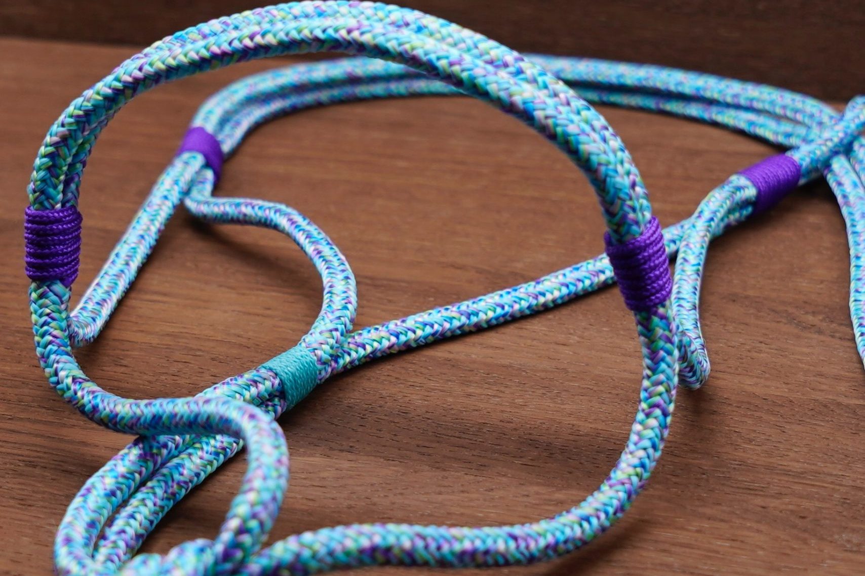 knotenlos-halfter-diamantknoten-knotenhalfter-pferd-geschenk-gutschein-reiten