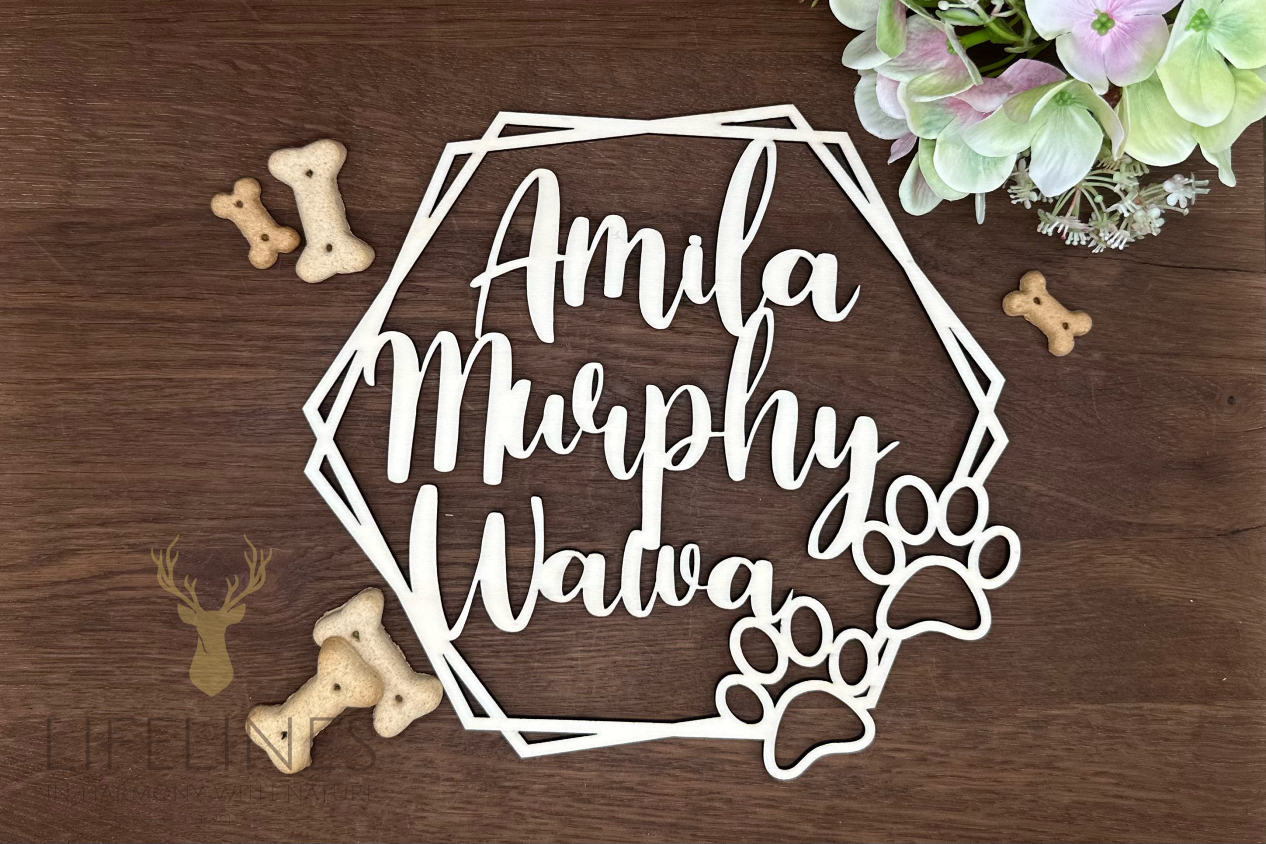 holz-personalisiert-geschenk-tiere Personalisierter Holzring mit drei Tiernamen