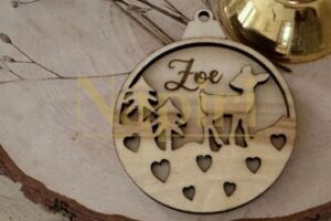 Weihnachtskugel aus Holz, personalisiert, Namensgravur, 3D Effekt