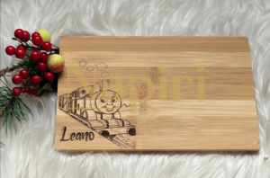 Personalisierte Frühstücksbrettchen mit süßen Tiermotiven