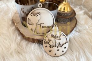 Weihnachtskugel aus Holz, personalisiert, Namensgravur, 3D Effekt